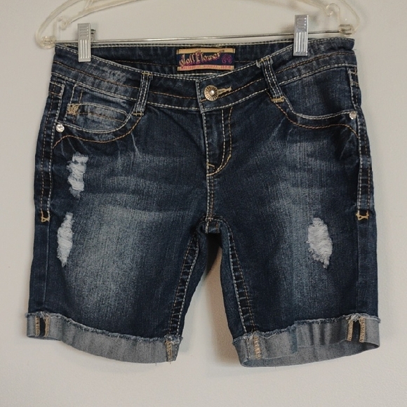 Wallflower Women's Teen Size 9 Blue Jean Shorts with Distressed Look Casual - Picture 1 of 6